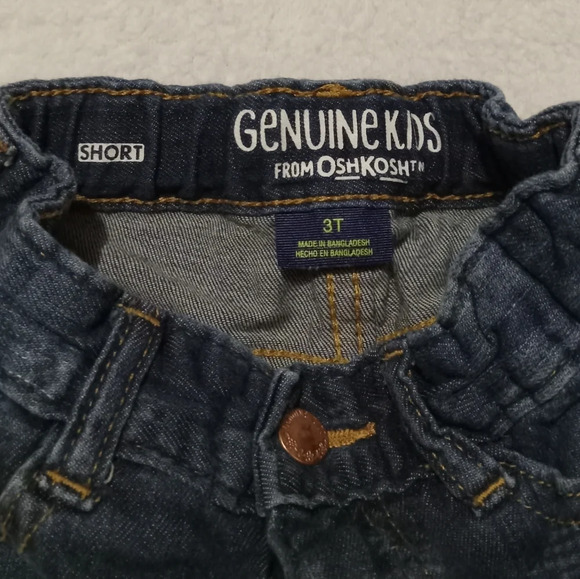 Genuine Kids by Oshkosh Denim Shorts size 3T - Picture 2 of 4